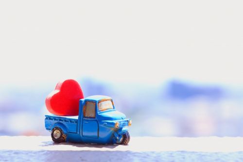 トラックの廃車手続き・査定・買取をお考えの方へ