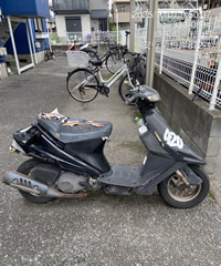 放置バイクの外観写真 右側