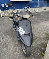 放置バイクの外観写真 正面