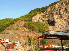 山口県での廃車引取りを担当する工場近辺
