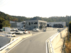 長崎・佐賀県での廃車引取りを担当する工場
