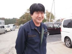 岩手県での廃車引取りを担当するスタッフ