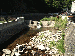 広島県での廃車引取りを担当する工場近辺